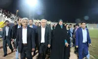 عکس:جشن پیروزی کاندیدای زن در ورزشگاه