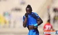 گادوین منشا و بوسه بر پیراهن آبی!