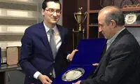 نماد و پیراهن تیم ملی ایران و رومانی مبادله شد