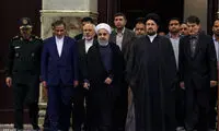 عکس: روحانی و هیات دولت در حرم امام (ره)