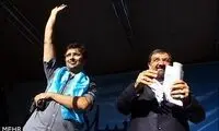 عکس: امین زندگانی در میتینگ انتخاباتی