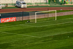 چمن ناهموار شهرقدس، زیرپای استقلالی‌ها