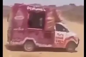 ماشین بستنی‌فروشی وسط میدان نبرد یمن سوژه شد