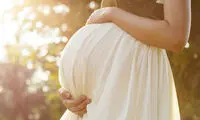 چرا خانم‌ها طی بارداری این همه وزن اضافه می‌کنند؟