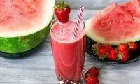 طرز تهیه اسموتی هندوانه؛ بهترین نوشیدنی تابستانی