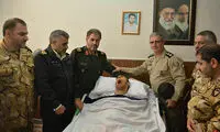 عکس یادگاری با تنها جانباز 100 درصد