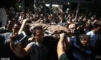 عکس سلفی با پیکر «سیمین بهبهانی»!