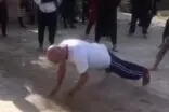 سبک ورزش صبحگاهی مرد 70 ساله ایرانی جهانی شد!