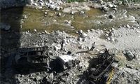 عکس: تریلی‌ تکه‌ تکه شد، راننده‌ سالم‌ ماند!