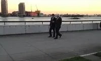 ظریف و داود اوغلو در کنار رود هادسن +عکس