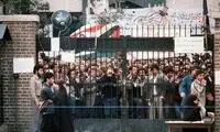 عکس اصلاح‌طلبان در جریان تسخیر سفارت آمریکا