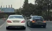 تصادف بنز CLS هنگام لایی‌کشی در خیابان‌های تهران