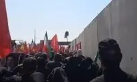 خودروی پیکر رهبر شهید به فرودگاه مهرآباد رسید