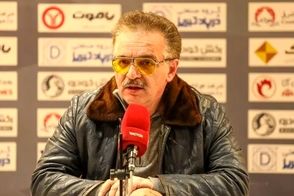 زنوزی در تلویزیون از خجالت پرسپولیس درآمد!