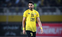 مدافع سپاهان بدون معاوضه استقلالی شد
