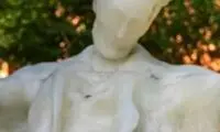 بلایی که گرما بر سر مجسمه معروف آمریکا آورد 