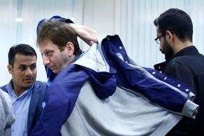 بابک زنجانی 300 تاکسی را همزمان روانه خیابان کرد!