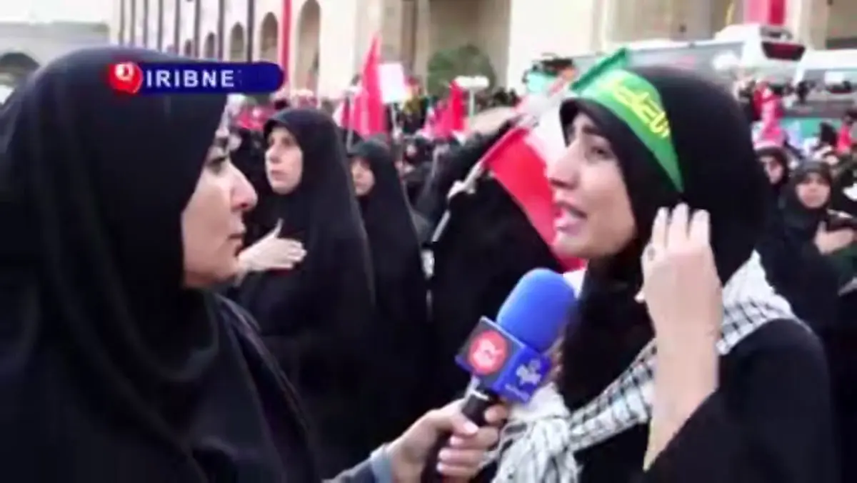 یک خانم حاضر در مراسم تشییع: «همه‌مان یتیم شدیم»