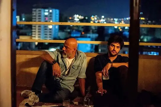 عشق مشترک یک پدر و پسر برای مردم جذاب از آب درآمد