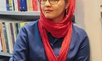 خانم بازیگر به یاد «مهسا امینی» سرش را تراشید