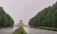  بارش باران تابستانی در آرامگاه کوروش