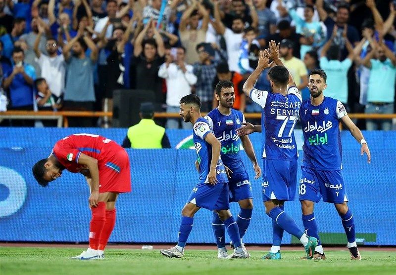 فریبا: استقلال از عمق دفاع به پرسپولیس ضربه بزند