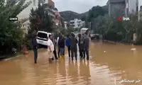 جاری شدن سیل در ازمیر ترکیه؛ یک نفر مفقود شد