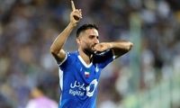 درخواست بازیکنان و پیشکسوتان استقلال برای تمدید ستاره مغضوب