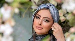 عکس نفیسه روشن در کنار مامان شیک و پیکش