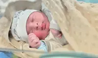 تولد نوزاد ۵ کیلوگرمی با زایمان طبیعی