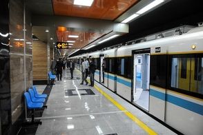 تصویری از متروی تهران که مردم را عصبانی کرد