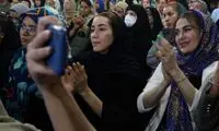 تصاویر پربازدید از پوشش متفاوت حامیانِ پزشکیان