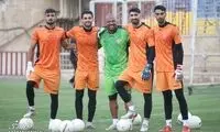 سبک جالب مربی جدید پرسپولیس برای تمرین