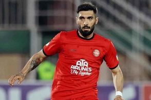 کامنت شجاع خلیل‌زاده زیر پست عارف آقاسی؛ نرو 