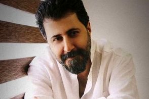 استوری بازیگر سریال پایتخت در کنار سردار آزمون