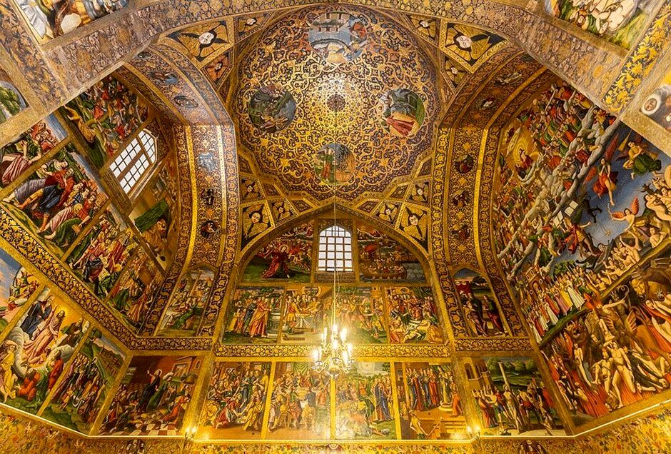 مشهورترین کلیساهای ایران را بهتر بشناسید