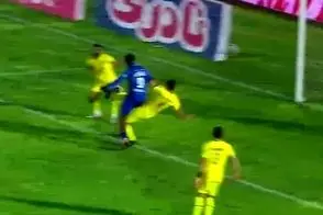 ادعای شمس‌آذر: گل مردود استقلال را VAR ندید