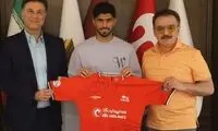 بازیکن پرسپولیسی تراکتور: برای قهرمانی هیچ رقیبی نداریم