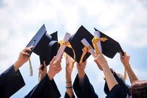 شمایل عجیب و غریب چند دانشجو در جشن فارغ‌التحصیلی