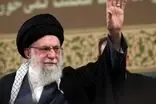 این شخص احتمالا بر پیکر رهبر انقلاب نماز می‌خواند