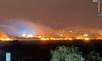 پوشش متفاوت یک زن در جشن حمله موشکی 