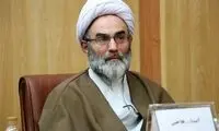 طعنه امام جمعه رشت به منافقان دست‌پروده آمریکا