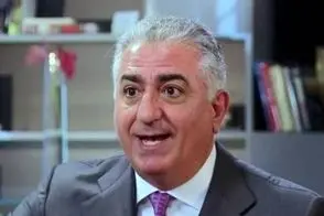 انتقاد یک رسانه از حواشی سفر رضا پهلوی به سوئد