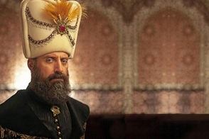 بازیگر سریال حریم سلطان به زندان محکوم شد!