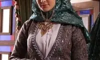 عکسِ جدید از بازیگرِ مشهور بانوی عمارت