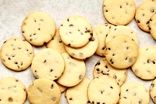 طرز تهیه شیرینی کشمشی نوستالژی در خانه