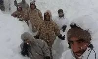 سلفی خاصِ مرزبانان در سرمای ۲۵ درجه زیر صفر