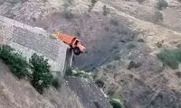 تصویر هولناک از توقف کامیون در یک قدمی مرگ!