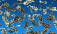 مردی با پرتاب ۲۰۰هزار دلار بزرگراه را بهم ریخت!