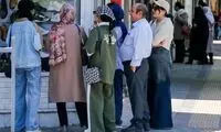 زندگی در ایران ادامه دارد...